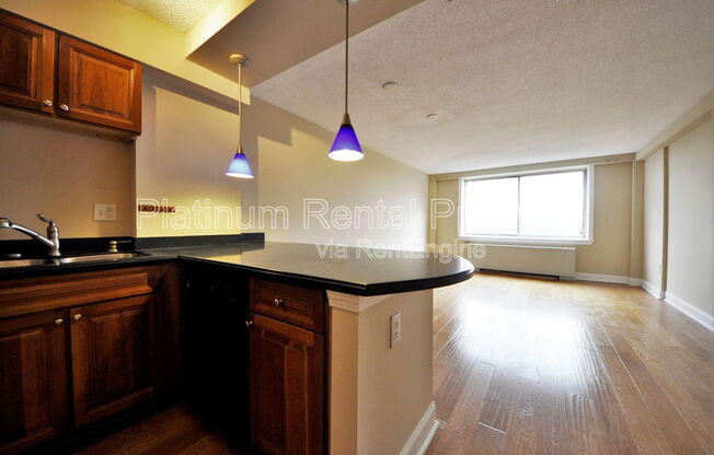 2479 Peachtree Road NE