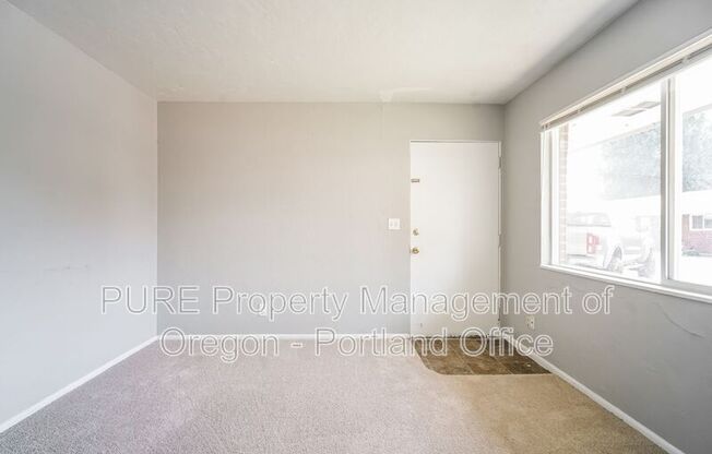1049 SE Walnut St. #1-22