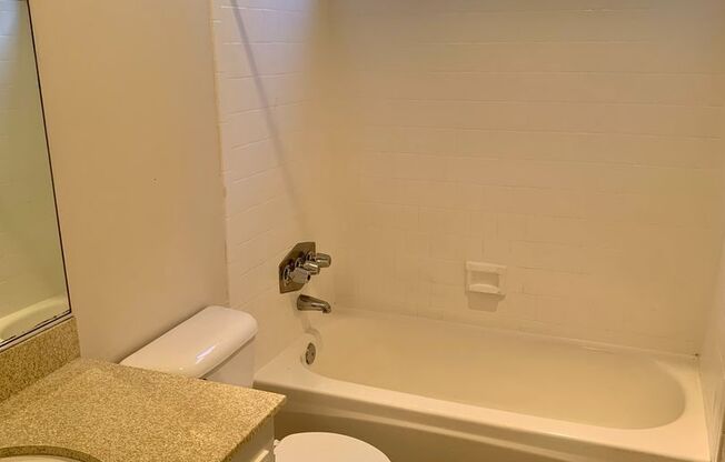 1 bed, 1 bath, $2,175, Unit 03
