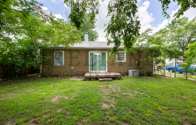 1462 N BATTIN ST