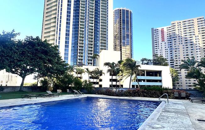 3 beds, 2 baths, $3,400, Unit # 1102