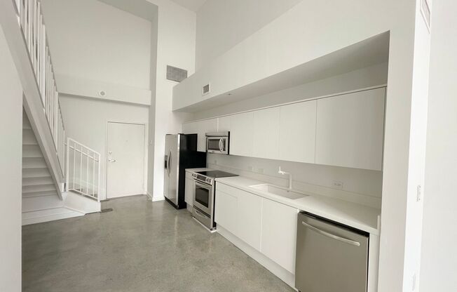 1 bed, 2 baths, 1,188 sqft, $4,150, Unit Unit 1011