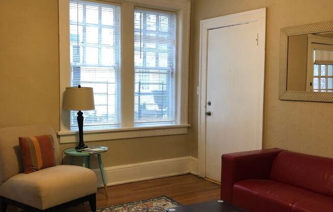 934 Ponce De Leon Avenue, NE