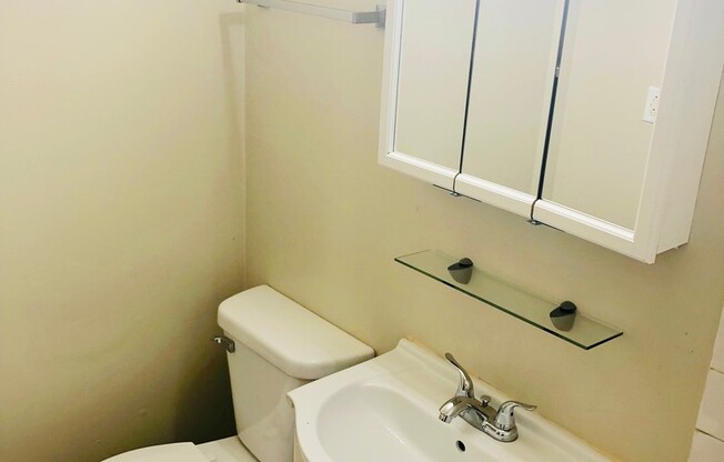 Studio, 1 bath, $870, Unit 15302-06