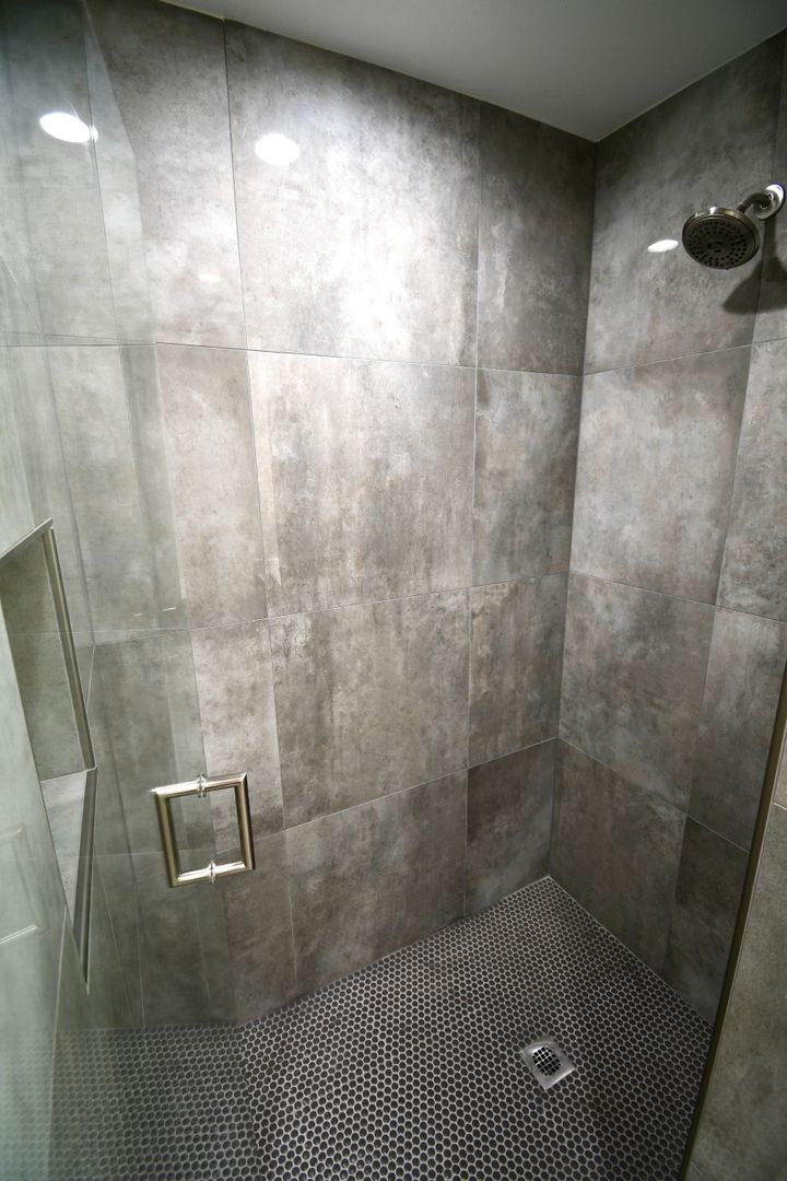 Beautifully remodeled 4 bedroom, 3 Bath