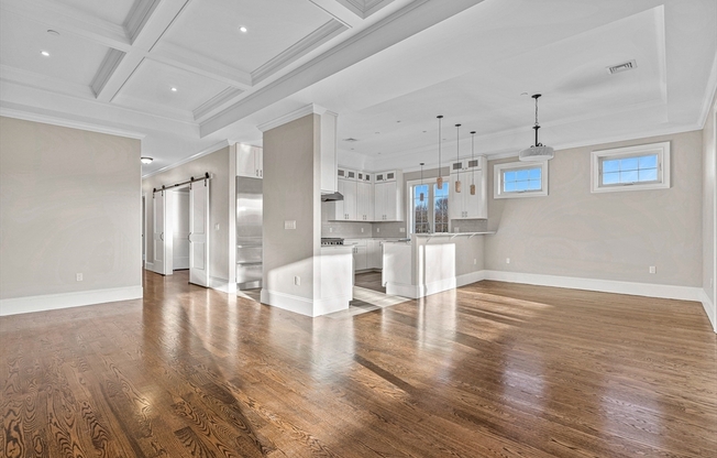 846 MAIN ST