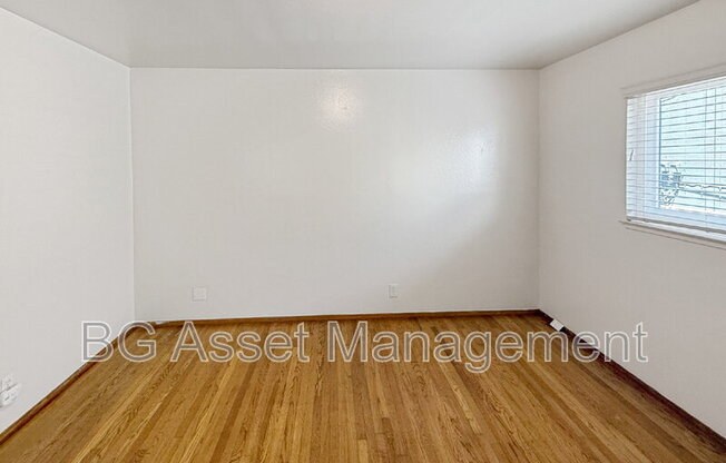 121 Eddy St