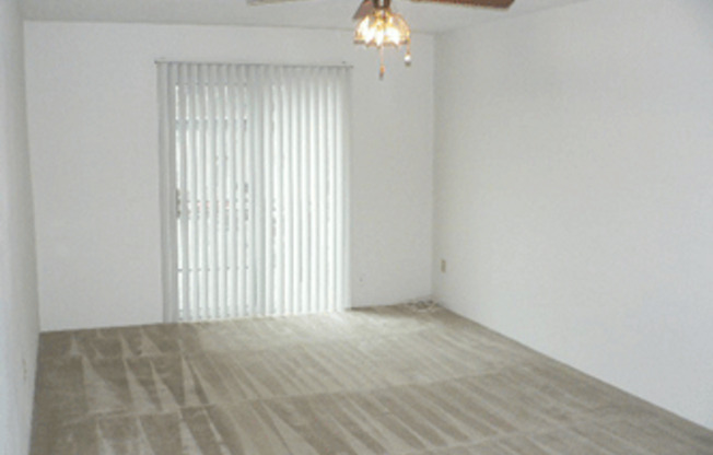 1 bed, 1 bath, 750 sqft, $860, Unit 09978-D