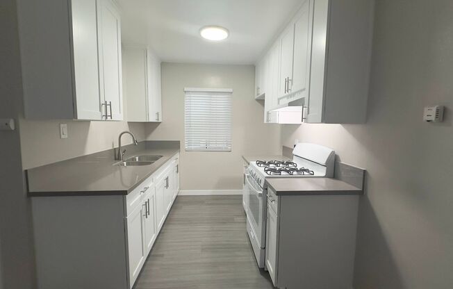 Studio, 1 bath, $1,575, Unit H