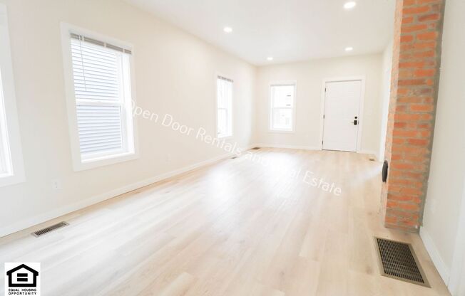 417 W 4th St