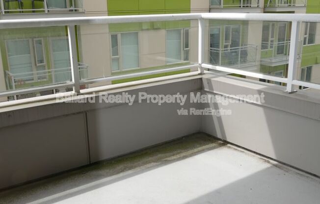 2 beds, 2 baths, 1,003 sqft, $2,450, Unit 306