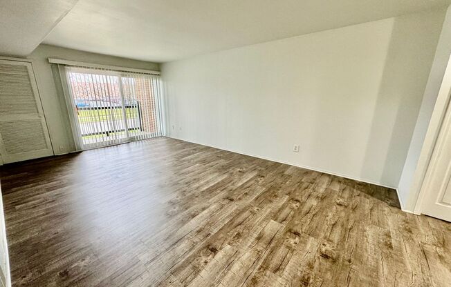 1 bed, 1 bath, 700 sqft, $1,095, Unit #205