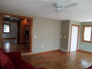 2 beds, 2 baths, $1,975