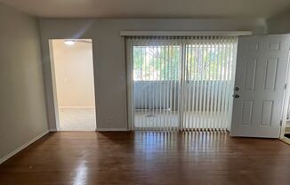 2 beds, 1 bath, $2,450