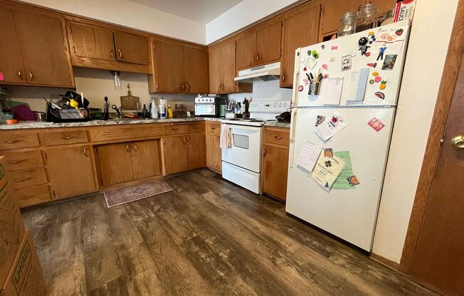 1 bed, 1 bath, $1,015, Unit 18