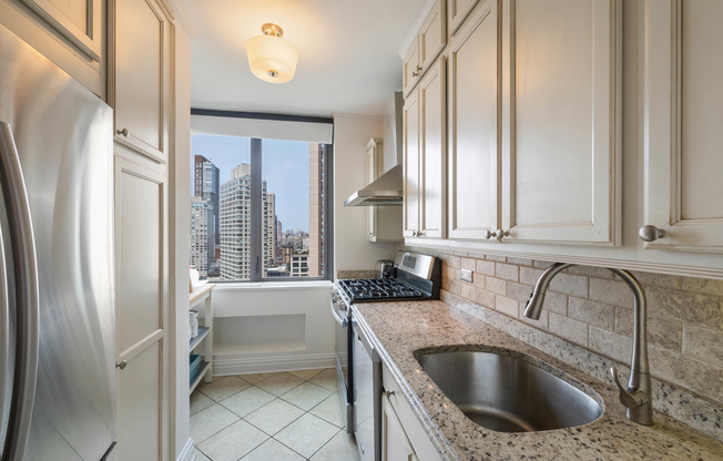 3 beds, 3 baths, 1,325 sqft, $10,500, Unit 22B