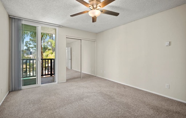 Two Bedroom Apartment with Carpeted Floors in Bedroom