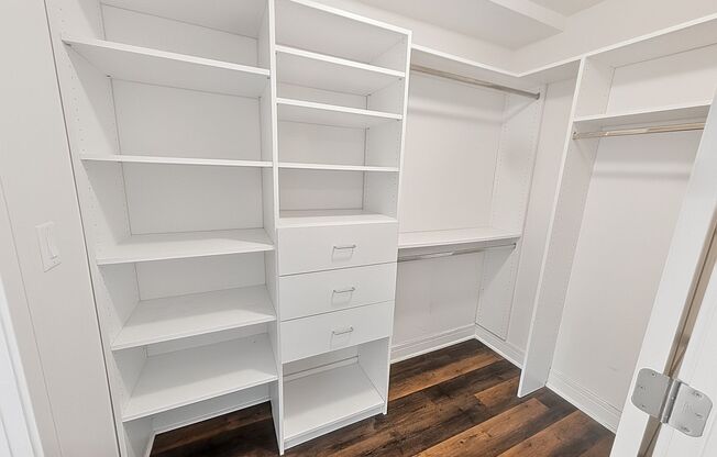 Studio, 1 bath, 450 sqft, $1,495, Unit 002