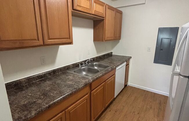 Deer Creek Apartments