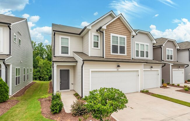 3 bedroom RTP Townhouse Available Now!