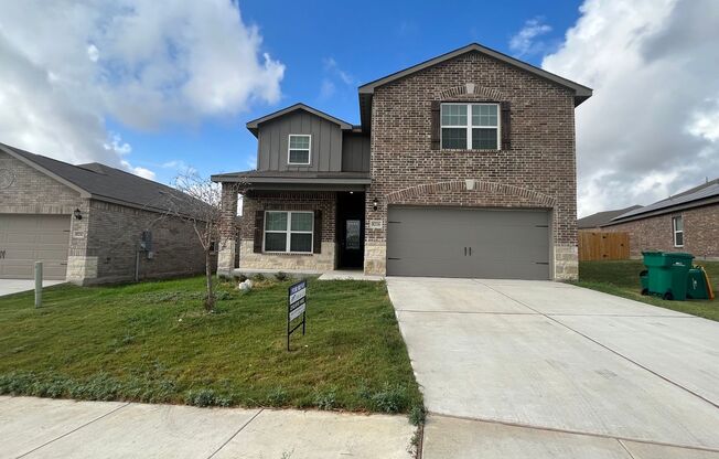 5 beds, 2.5 baths, $2,395