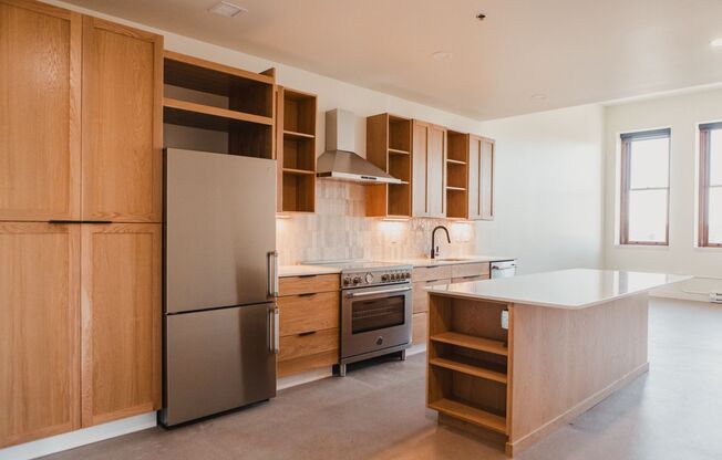 Saturday Zenith MT LLC