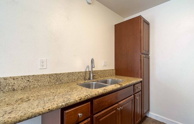 1 bed, 1 bath, $1,699, Unit 4030-3