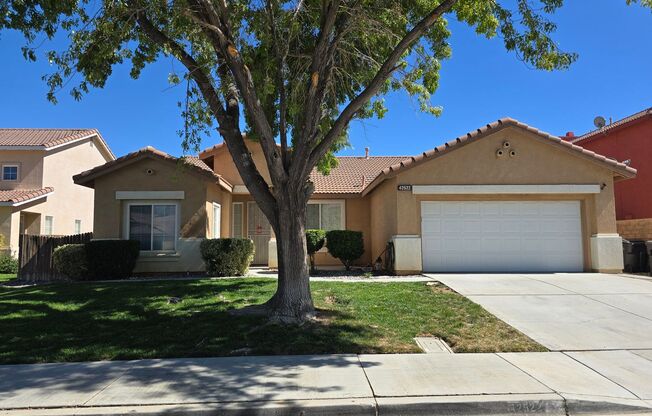 42522 Coronet Ct Lancaster CA 93536