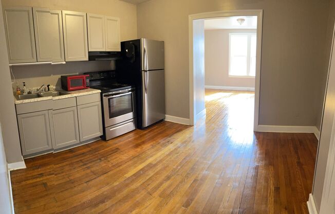 1 bed, 1 bath, $850