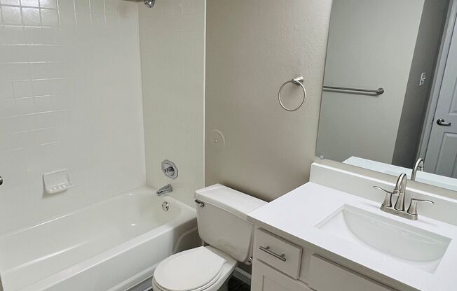 Gallery Photo 12