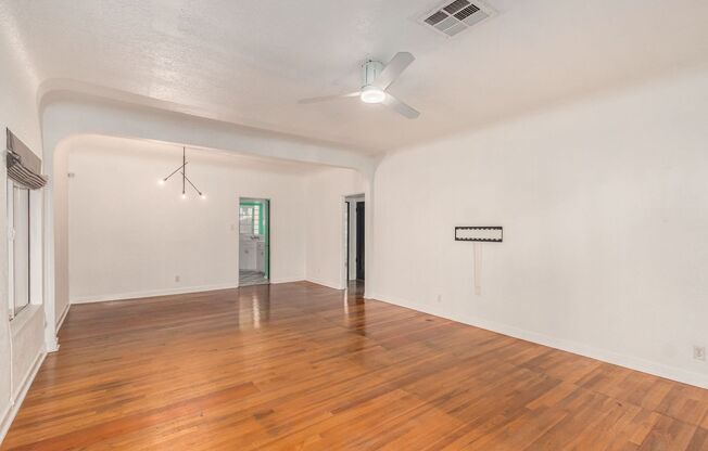 2 beds, 1 bath, 1,312 sqft, $2,495, Unit 729