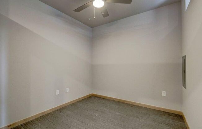 Studio, 1 bath, 524 sqft, $1,550, Unit 504