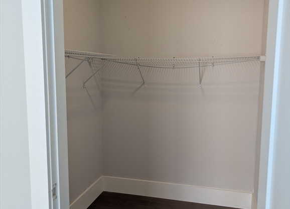 1 bed, 1 bath, 665 sqft, $2,700, Unit PH6
