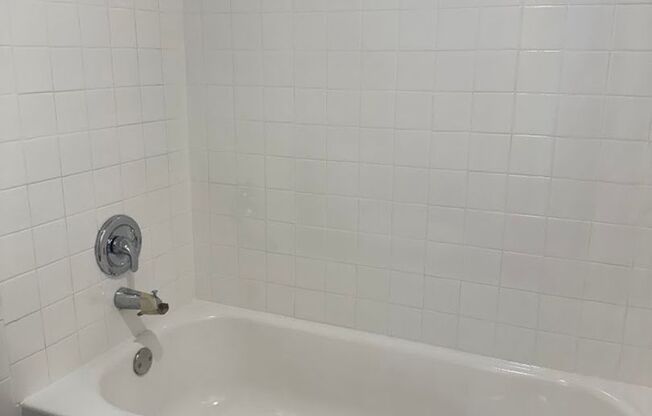 2 beds, 2 baths, 825 sqft, $1,250, Unit K730 - 311 - 202