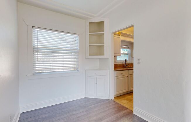 One Bedroom Available for Long Term Rent at the Tropicana Apartments in Coronado!