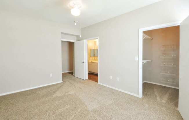 Floor Plan with Large Closet at Stoneleigh on Cartwright Apartments, J Street Property Services, Texas, 75180