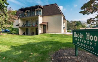2 beds, 1 bath, $1,750, Unit E03