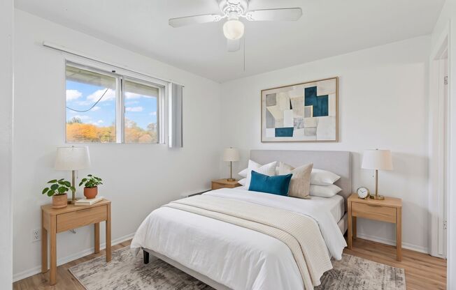 1 bed, 1 bath, 800 sqft, $925, Unit 1904 W 58