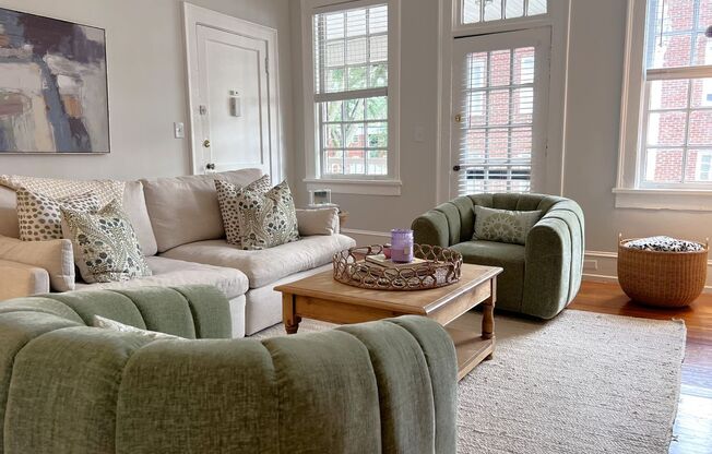 1 bed, 1 bath, 900 sqft, $1,925, Unit 1229-D2