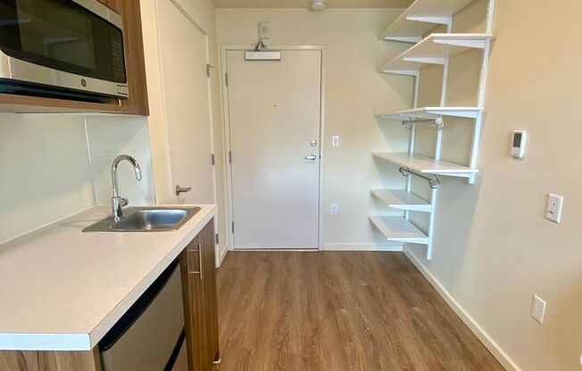 Studio, 1 bath, 175 sqft, $1,275, Unit 217-MFTE