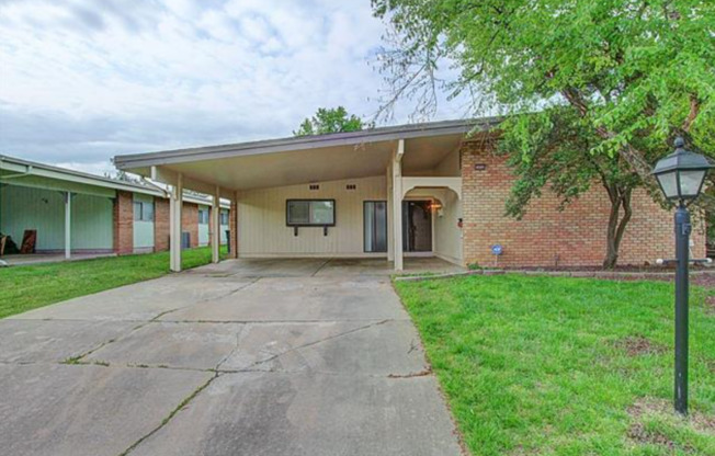 48th Pl Duplex