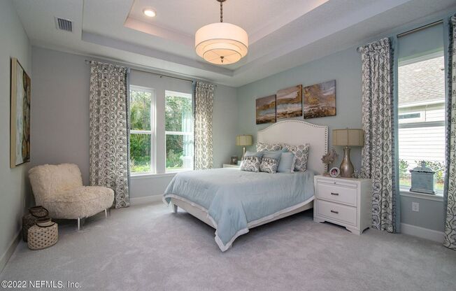 118 PIONEER VILLAGE Drive