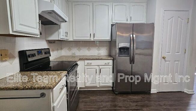 17130 CAMBRIDGE WOODS CT