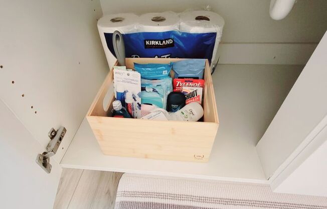 2 beds, 2 baths, 915 sqft, $2,575, Unit 4346-15