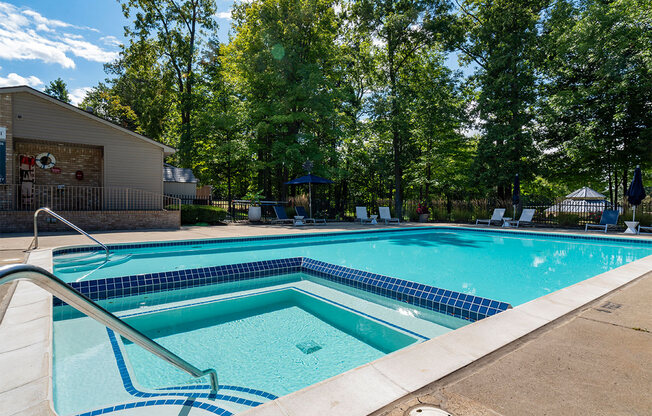 Hot Tub And Pool at Ascent at Farmington Hills, Farmington Hills, MI, 48331