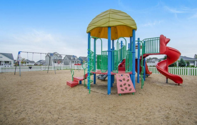 4 beds, 2.5 baths, $2,495