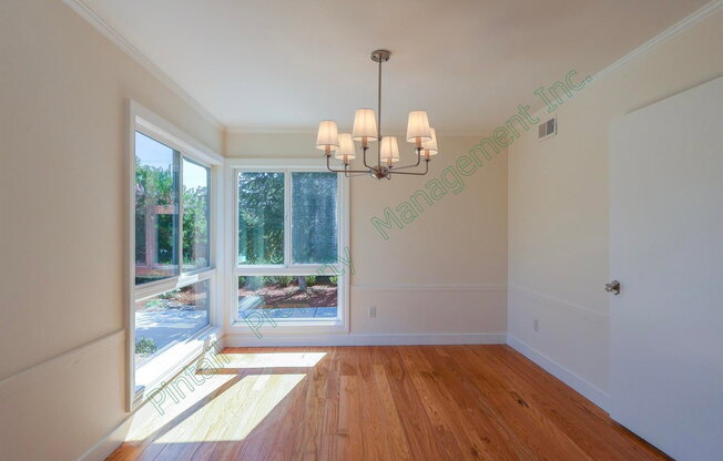 226 N CLARK AVE