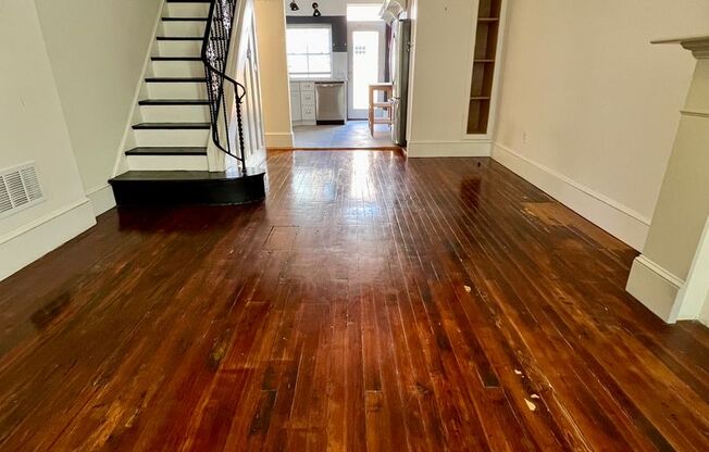 Stunning 3-Bedroom Townhome with Finished Basement in Point Breeze! Available NOW!