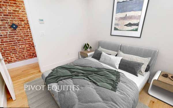 2434 E 2 ST