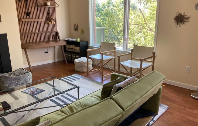 Fully Furnished Updated 2 Bed 2 Bath Condo.  Available Jan 17 - April 30 2026.  Utilities Included.